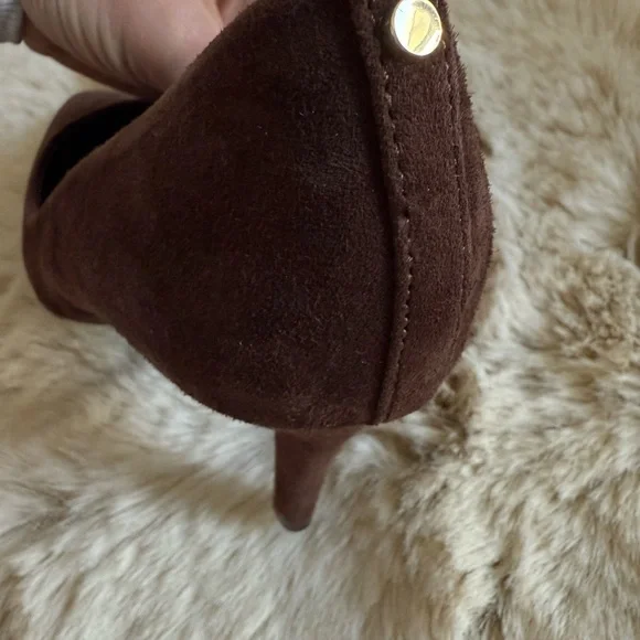 Tahari Enya Women's Brown Embossed Patent Leather Square Toe Heels Size 6.5 M - Picture 4 of 6